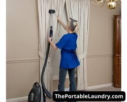 vacuum cleaner to clean curtain