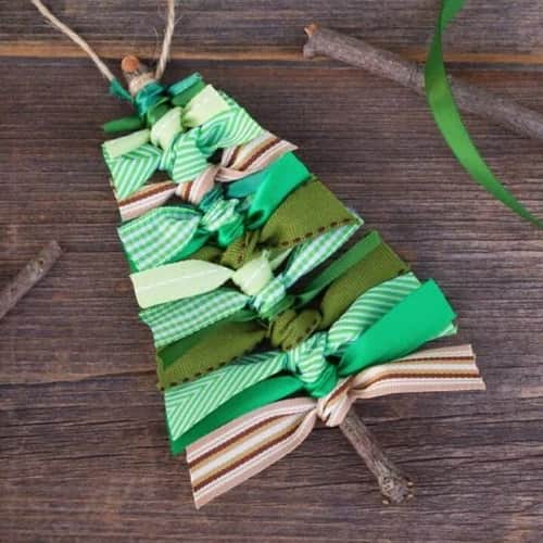 DIY Scrap Ribbon Christmas Tree Ornament