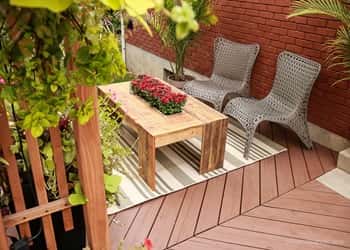 Pallet Planter Table