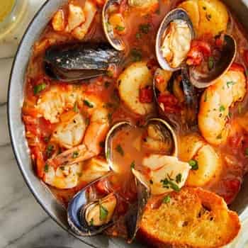 Seafood Cioppino Soup By Damn Delicious