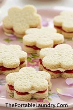 9. Mini Flower Sandwiches