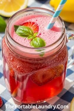 2. Strawberry Lemonade Fizz