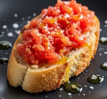 1. Tomato Bruschetta (Pan con Tomate)