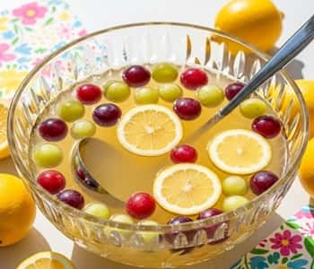 11. Frozen Grapes Lemon Punch