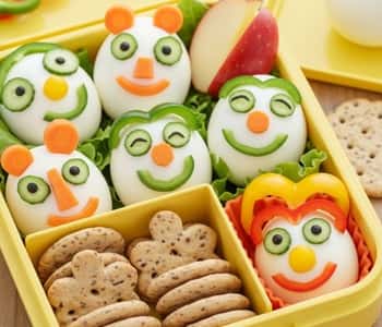 8. Hard-Boiled Egg Faces + Crackers