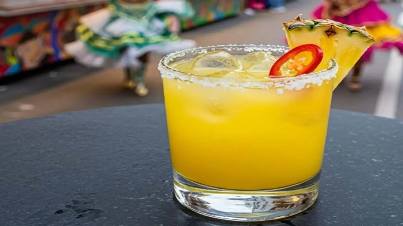 Irresistible Cocktail Recipes For Notting Hill Carnival-featured
