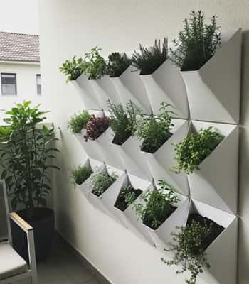 13. Geometric White Wall Pocket Planters