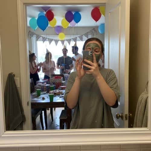 1. The 'Aging' Time-Lapse Face Filter Reality Check