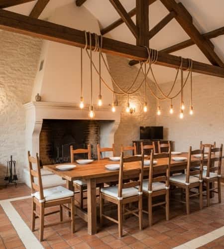 3. The Dreidel Garland with Edison Bulbs