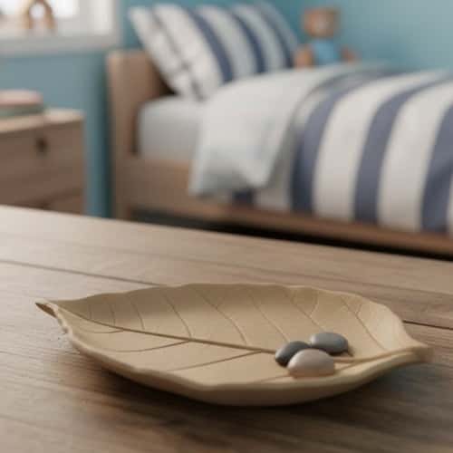 6. Clay Leaf Trinket Tray (Hand-Shaped Version)