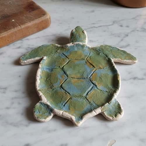 1. Simple Air Dry Clay Turtle Decor (Beginner Friendly)