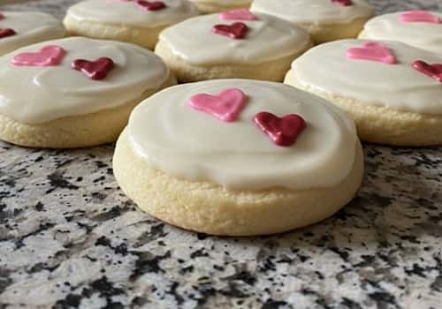 8. Vanilla Iced Cookies with Simple Romantic Design