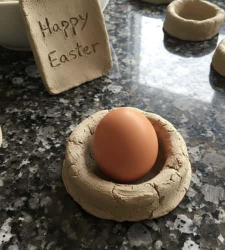 1. Simple Ring Style Egg Holder