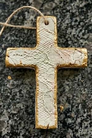 10. Gold-Dipped Edge Cross