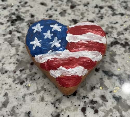 10. Simple Flag Heart With Finger Texture