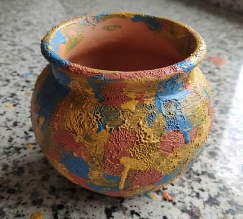10. Sponge Painted Abstract Clay Pots