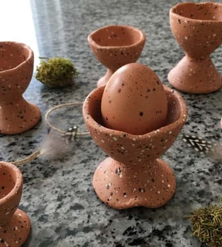 7. Speckled Farmhouse Pedestal Holder