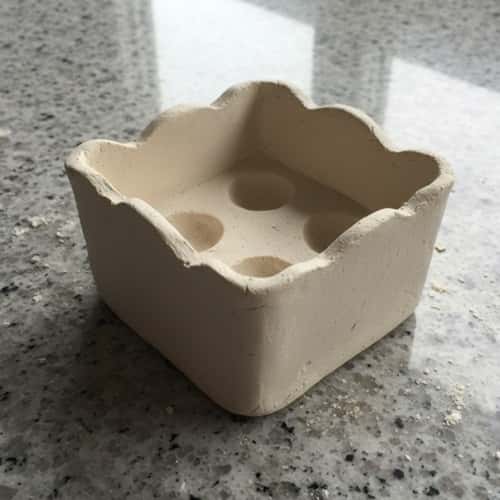 9. Minimal Square Base Holder