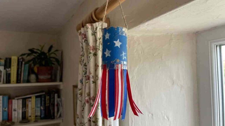 Toilet Paper Roll Crafts for 4th of July - featured