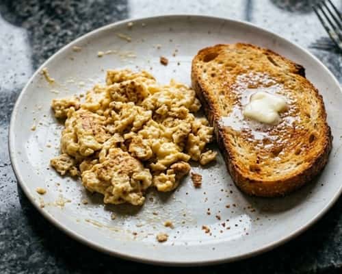 7. Scrambled Eggs with Butter Toast