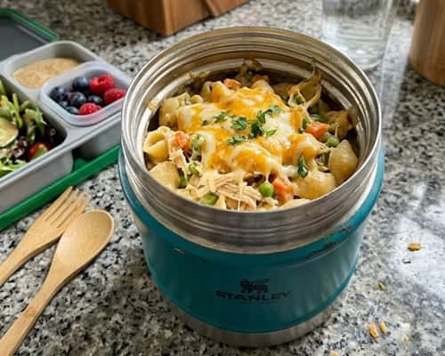 8. Chicken Pasta Lunch Box