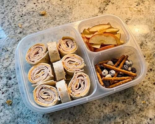 1. Turkey & Cheese Pinwheel Mini Bento