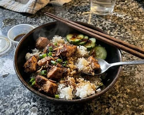 2. 5-Minute Chicken Rice Bowl