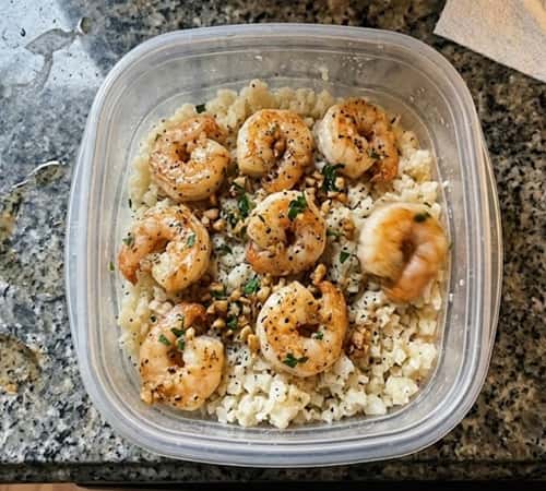 7. Garlic Butter Shrimp Cauliflower Rice Bowl