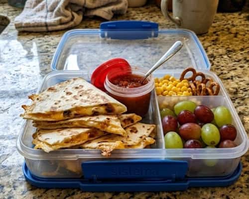 8. Quesadilla Dipper Bento