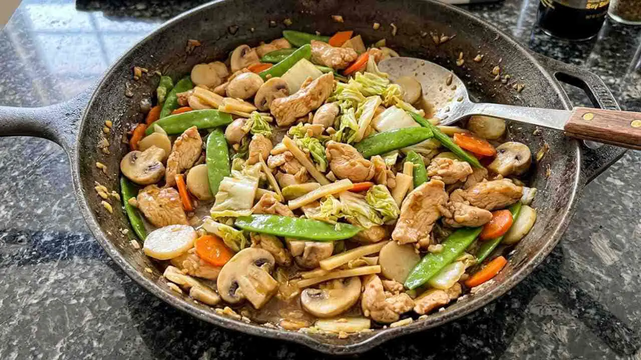 Moo Goo Gai Pan Chinese Stir Fry - featured