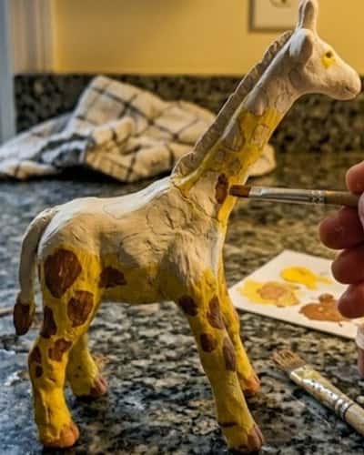 Step 7 - Painting the Giraffe