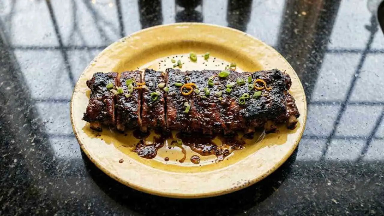Asian pork ribs - featured