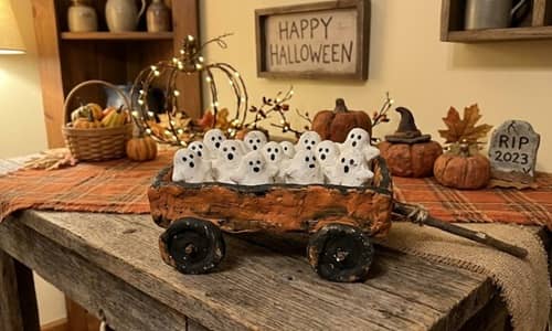 10. Pumpkin Wagon Filled With Tiny Ghosts