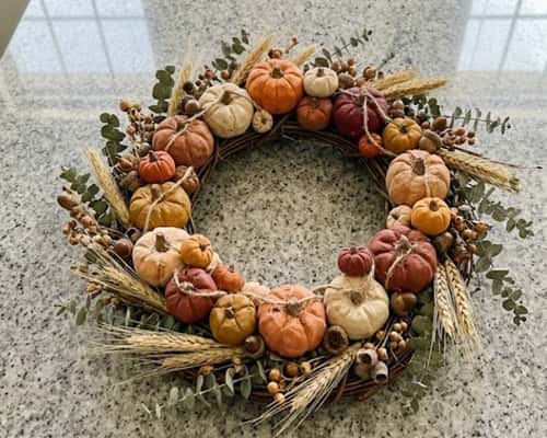 12. Harvest Pumpkin Crown Centerpiece