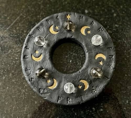 5. Crystal Ball Candle Collar