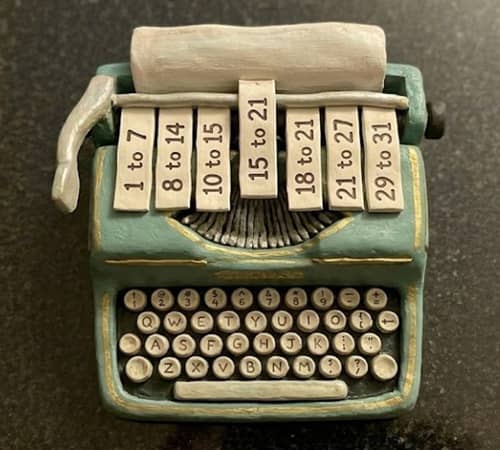 8. Rolling Typewriter Message Calendar