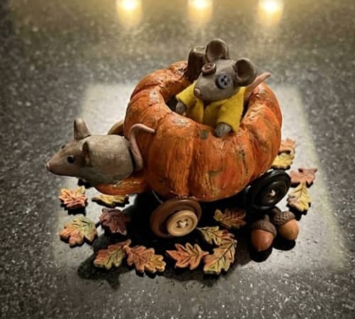 9. Midnight Pumpkin Carriage Mouse