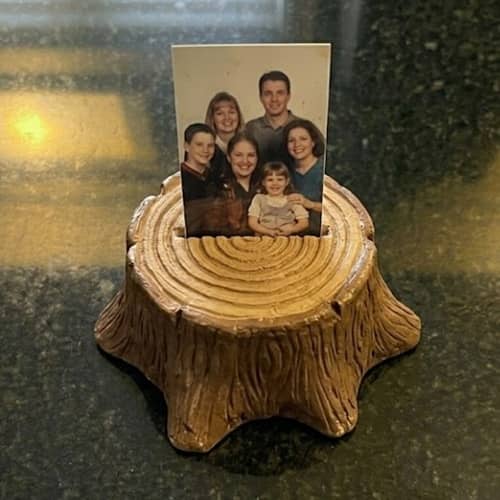 9. Tree Stump Ring Photo Holder