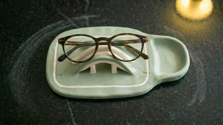 Air Dry Clay Glasses Holders - featured