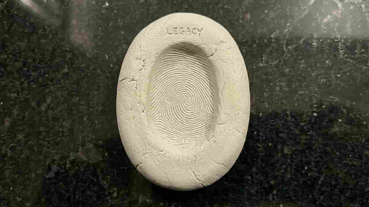 DIY Clay Worry Stone - featured