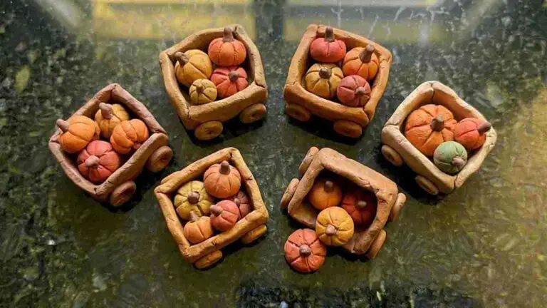 Fall Clay Crafts For Toddlers - featured