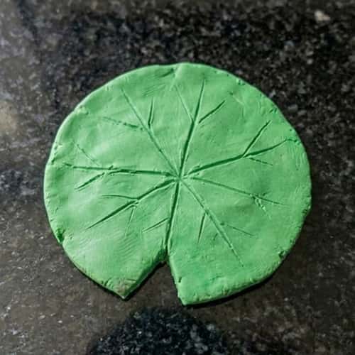 Step 1 - Make the Lily Pad Base