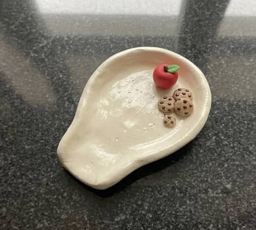 11. Coffee Mug Spoon Rest with Tiny Cookie and Apple Details