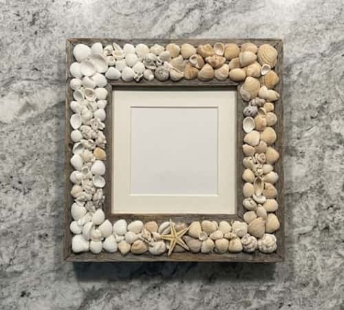 4. Ombre Seashell Color Fade Frame