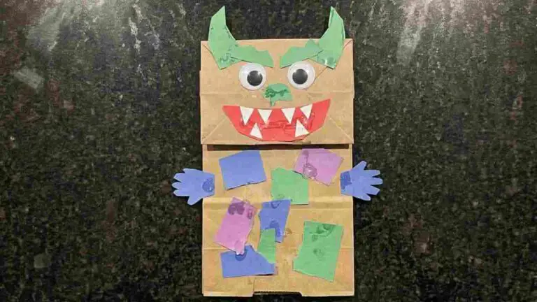 Halloween Daycare Crafts - featured
