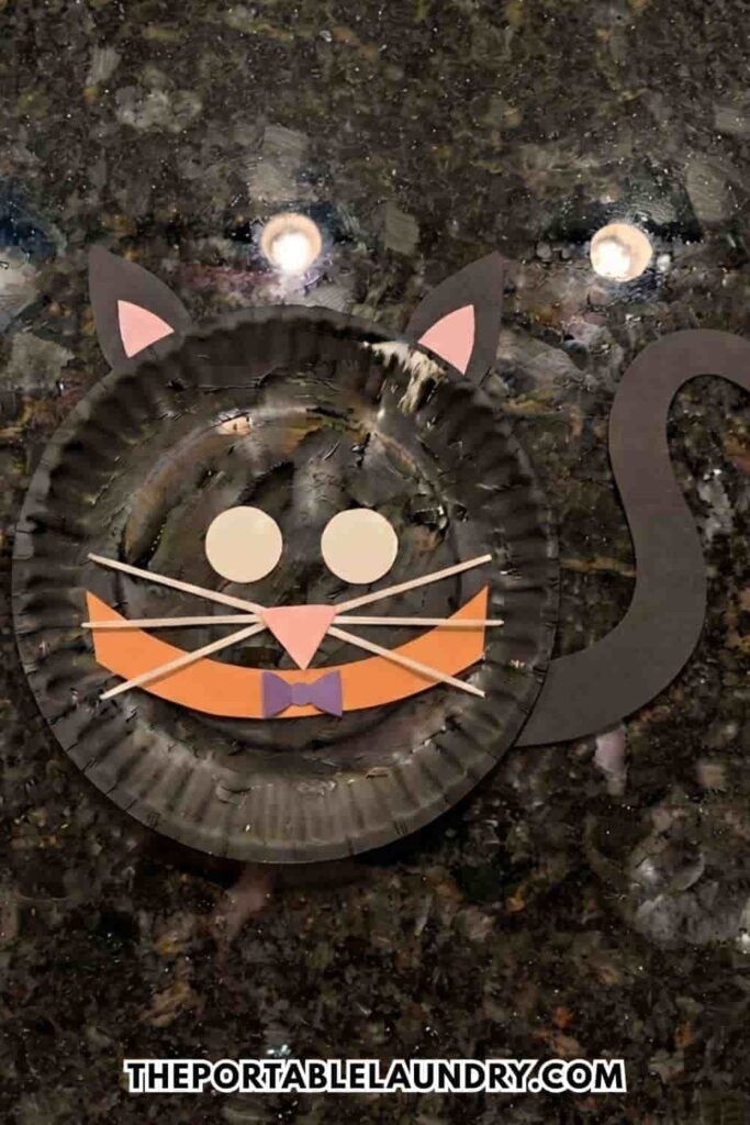 Paper plate black cat craft