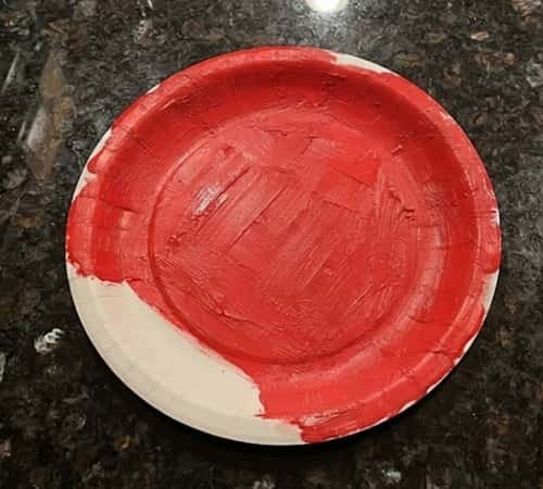 Step 1 - Turn the Paper Plate Into Your Apple Base