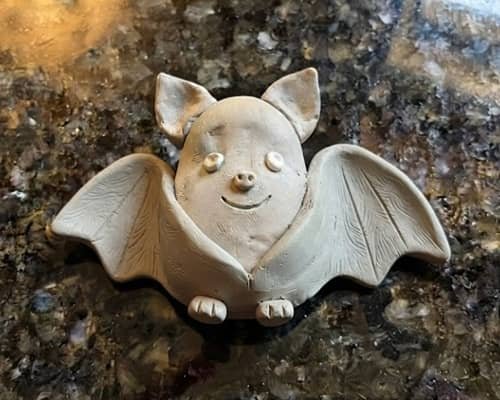 Step 4 - Add Tiny Feet and Give the Bat More Character