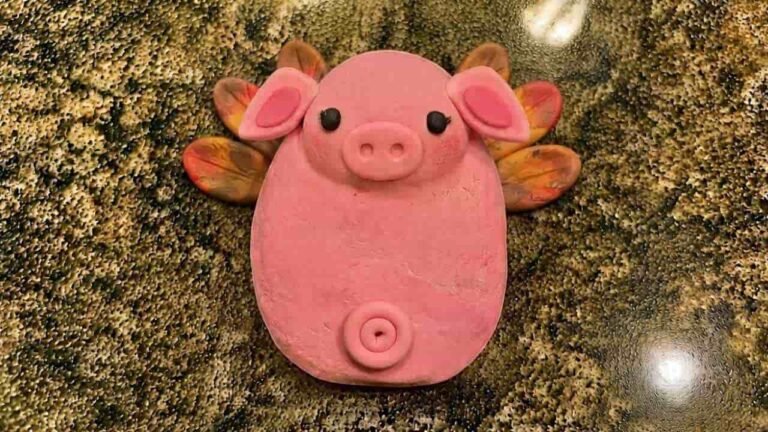 Pig Turkey Disguise Clay Craft - Featured
