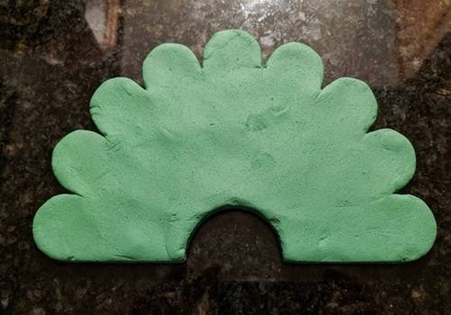 Step 1 - Make the Peacock-Style Tail Fan